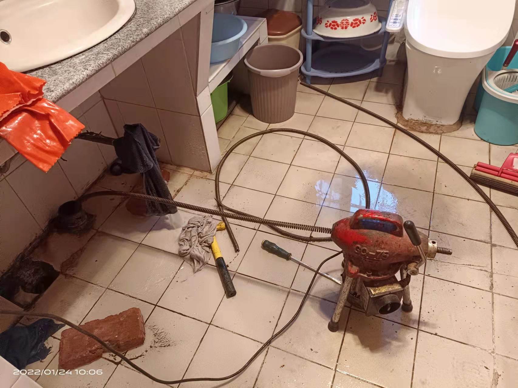 三更罗镇疏通厨房下水道，地漏疏通